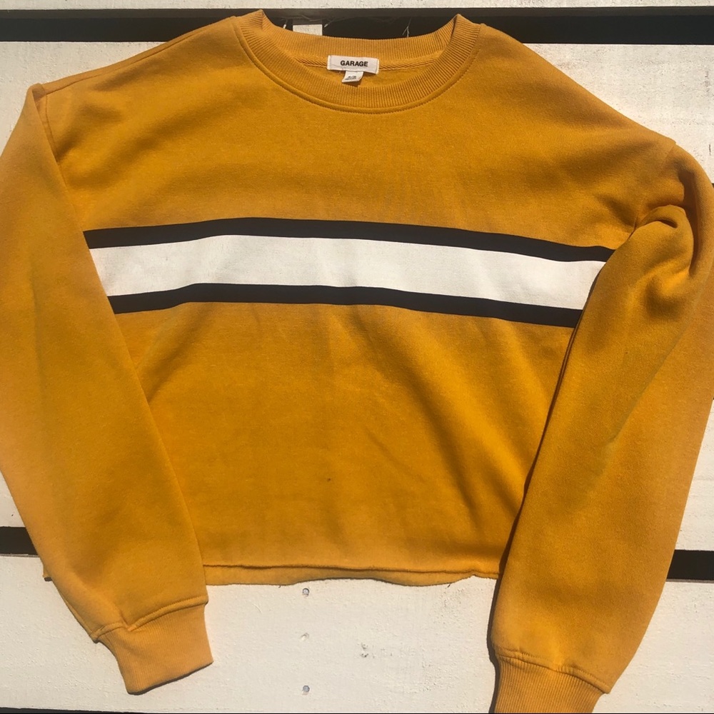 Cropped crew neck sweatshirt